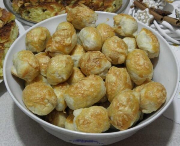 koktélvirsli leveles tészta bundában