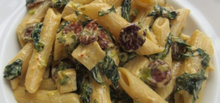 Kolbászos-spenótos penne