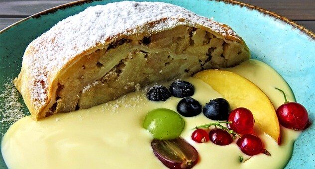 vanília sodó, vaníliamártás süteménnyel