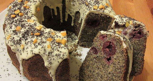 Mákos-narancsos kuglóf