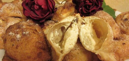 Túróval töltött csöröge