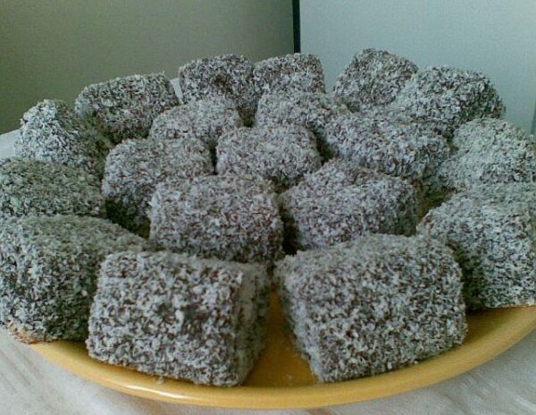 kókuszkocka mézes tésztával