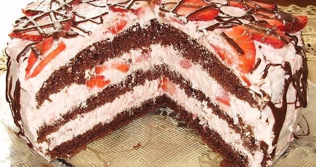 eperkrémes torta