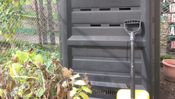 komposztálás - komposztáló tartály