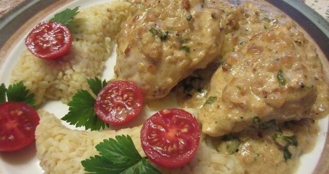 földimogyorós csirke rizzsel