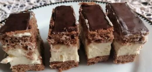 négy mézes kinder szelet tányéron